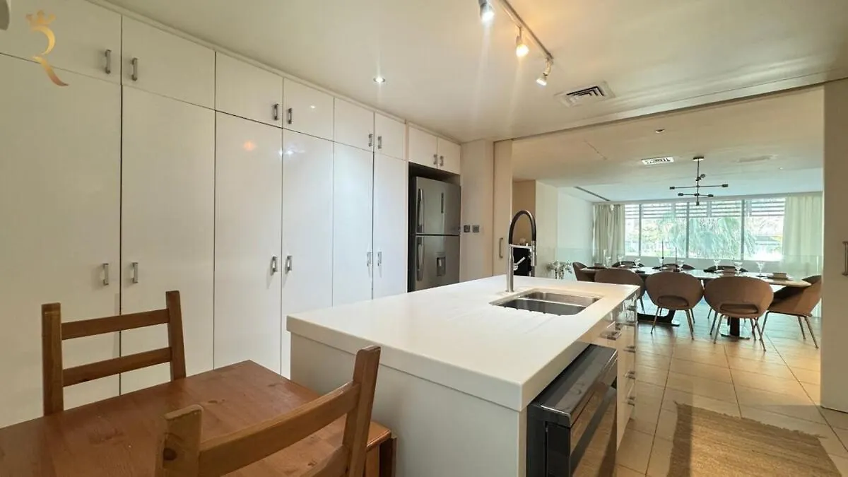 Luxury Al Muneera Townhouse Abu Dhabi United Arab Emirates